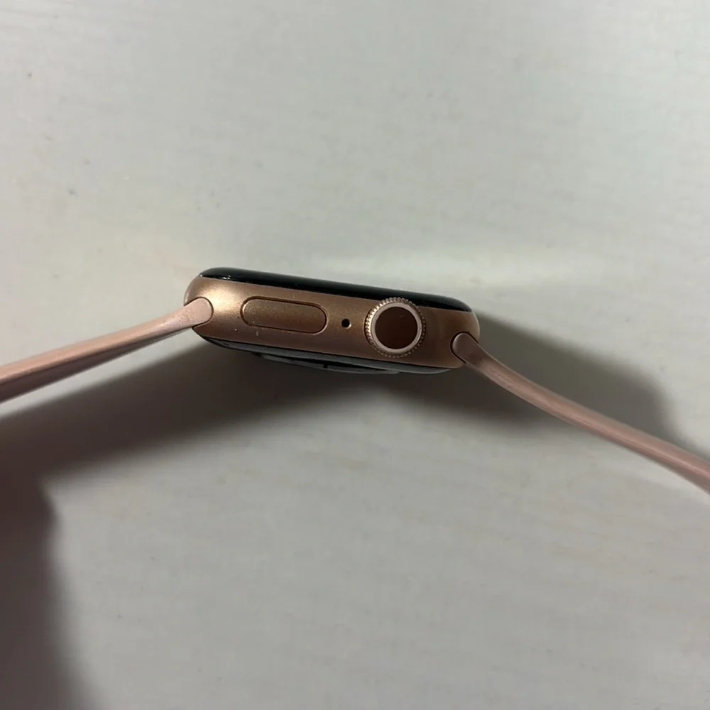 Apple Watch Series 6 Rose Gold